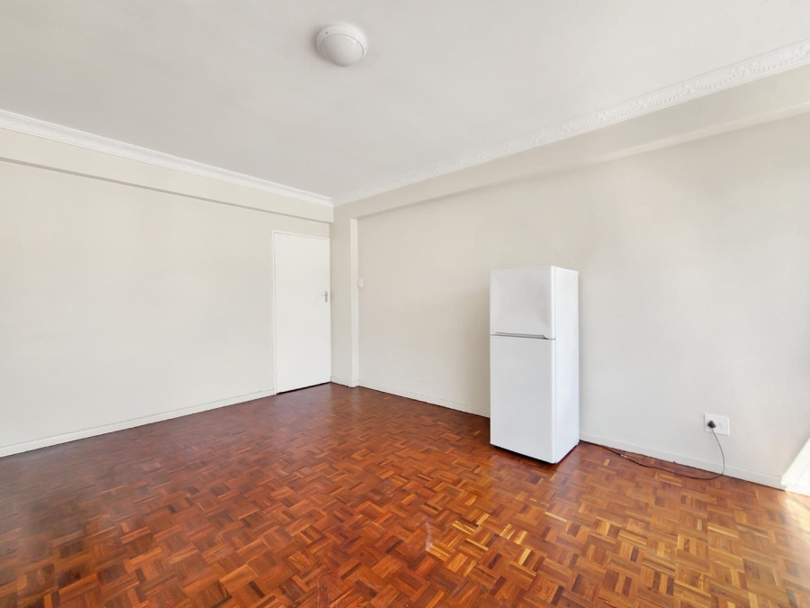 2 Bedroom Property for Sale in Gardens Western Cape